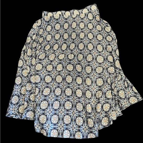 Pleated Max Studio skirt - Picture 1 of 4